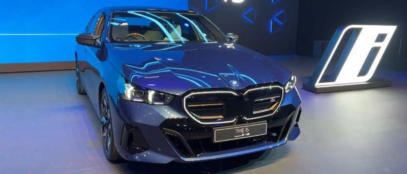 BMW i5 首登港有 3 型號，最強 M60 售 99.8 萬港元