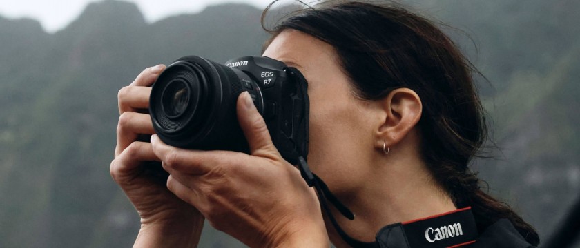 不再是全片幅專利！傳 Canon R7 II 升級用 3,900 萬像素堆疊式 CMOS
