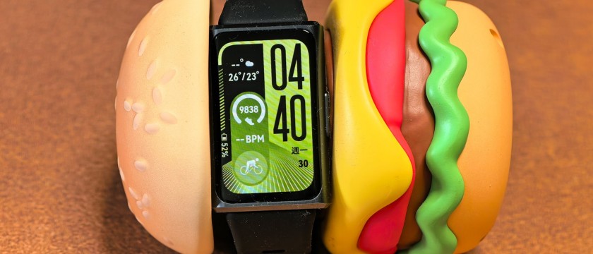 HUAWEI Band 11 Pro 評測：輕巧實用運動手環