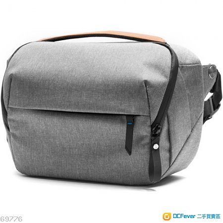 99% 新 Peak Design Everday Sling 5L (灰色)