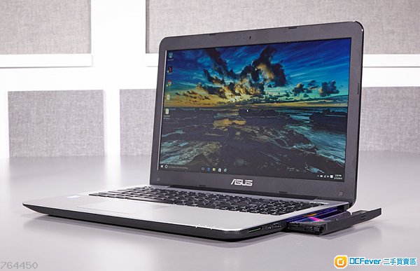 asus f555l i5 5200u 8g ram 240g ssd 15.6 led