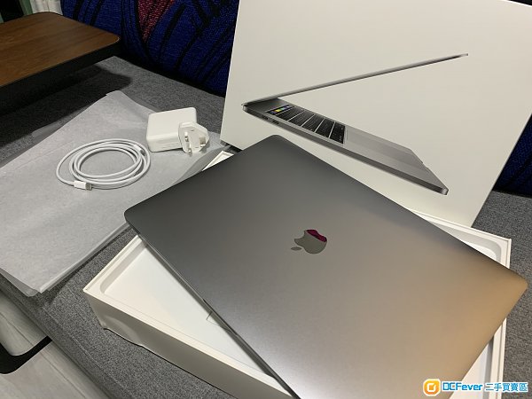 macbook pro 15-inch 2017 with apple care  touch bar