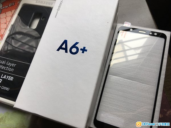 100%new samsung a6 2018 金色香港行货full set全新加原装壳加9h全屏