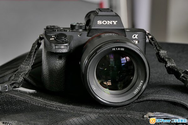 99% new - sony fe 85mm f1.8 for a7m2, m3, r2, r3 and a9 series