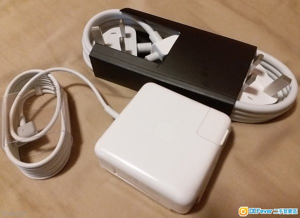 apple 60w magsafe 2 power adapter (100% new)