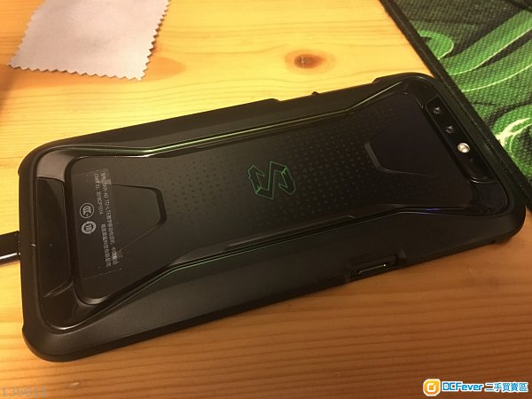 小米黑鲨高配版8g/ 128gb