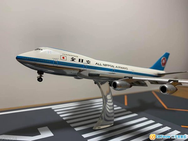 [飞机模型] 1/400 ana 全日空商事 747sr-100 ja8133 (open flaps w