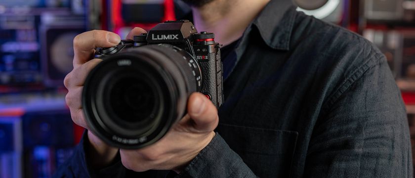 Panasonic Lumix S1R II 登場！6 年進化，深不見底！