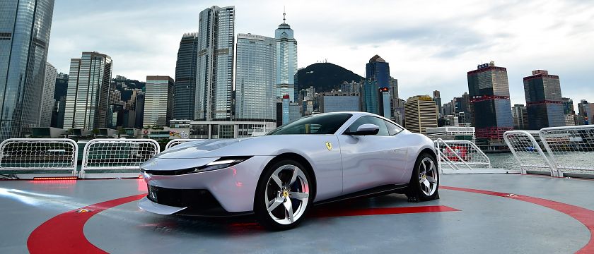 維港首發！法拉利全新 640 匹 V8 2+ GT 旗艦 Amalfi 抵港