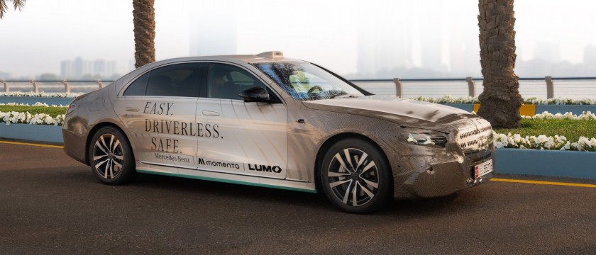 平治旗艦 S-Class 化身 Robotaxi！聯乘 NVIDIA、Uber 攻 Level 4 自動駕駛