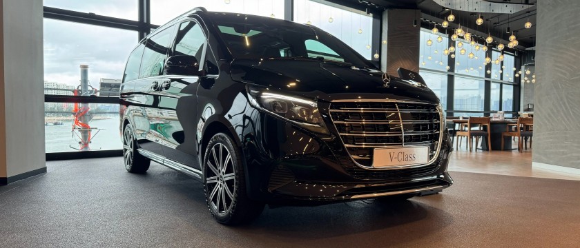 變為豪華車？大改款平治 Mercedes-Benz V-Class 抵港