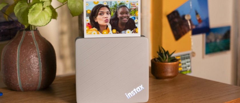 Instax 熱潮停不了！Fujifilm 再擲 30 億日圓增產，產能較 4 年前增 7 成