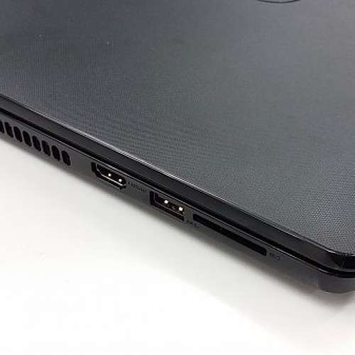 dell 14寸 notebook i5 6200u 4g 独显 r5 m315 外观新净