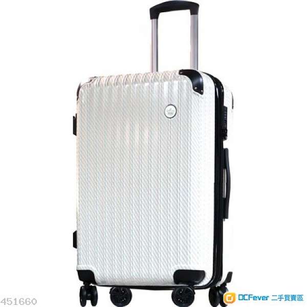 hallmark luggage 28