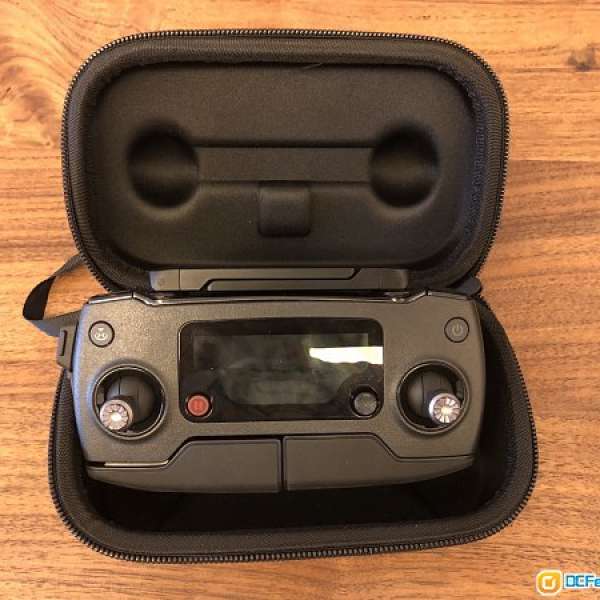 mavic pro遥控器 99% new 连保护盒,火牛差电