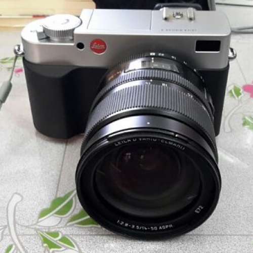 leica digilux 3 净 body 全套 (不包镜) 9成新, 有盒