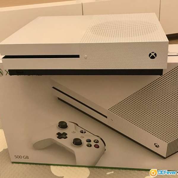 XBox One S (warranty to 05/09/2019)