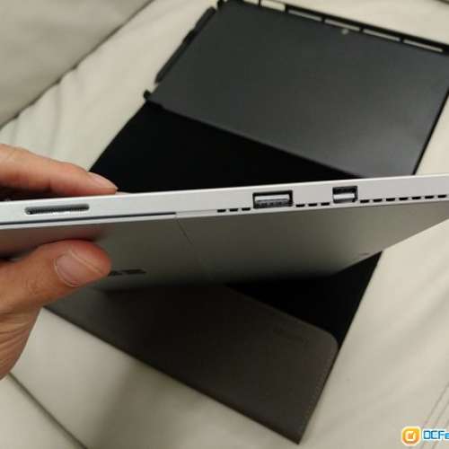 微软surface pro 4 i5-6300u 463104_1547616865_3_sq.jpg