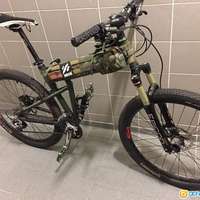 (大降价)军绿色伞兵车