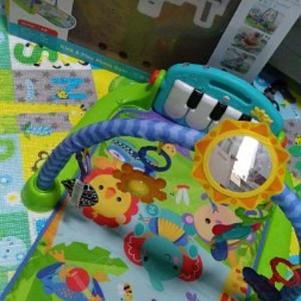 kick n play mat