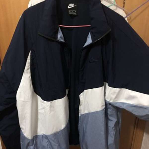 nike big swoosh jacket size