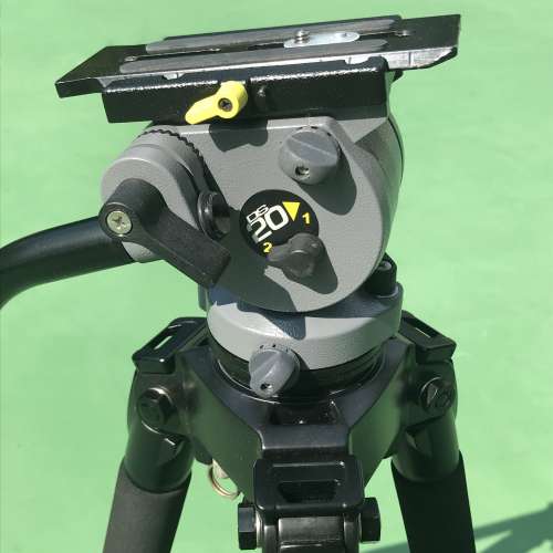 miller ds20 solo 75 2-stage carbon fibre tripod system