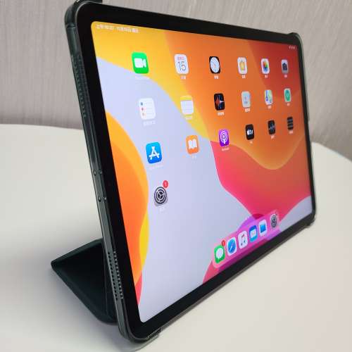 iPad Pro 11吋 2020 128g 深空灰 WIFI版 保養至2021/06 with 2nd gen pencil 第二代