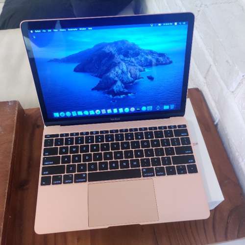 外观近全新 macbook 12吋 2017年 512g rose gold