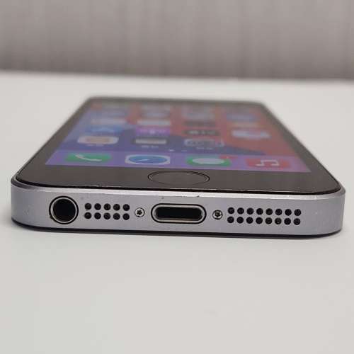 iphone se 第一代 128g 黑色 1st gen