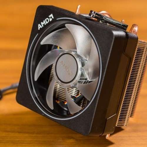 全新 AMD Wraith Prism RGB Cooler (3700X原廠散熱) 借圖only, 無攞過出黎 - DCFever.com