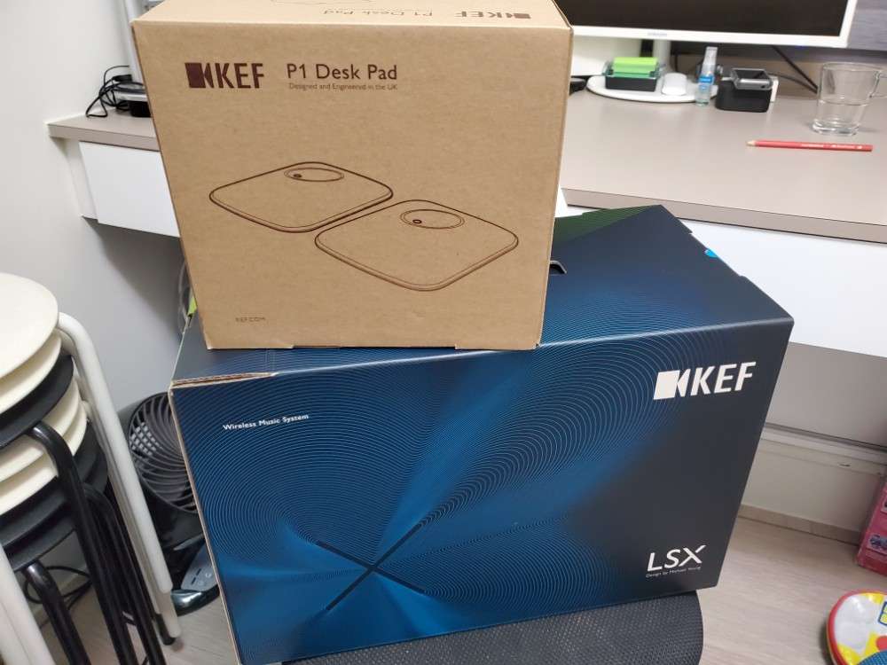 kef p1 desk pad