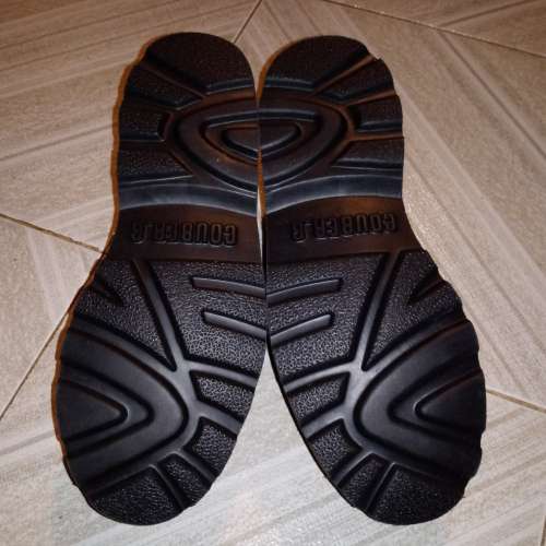 全新 COUBER.G Boot Shoes 全新 COUBER.G Boot Shoes