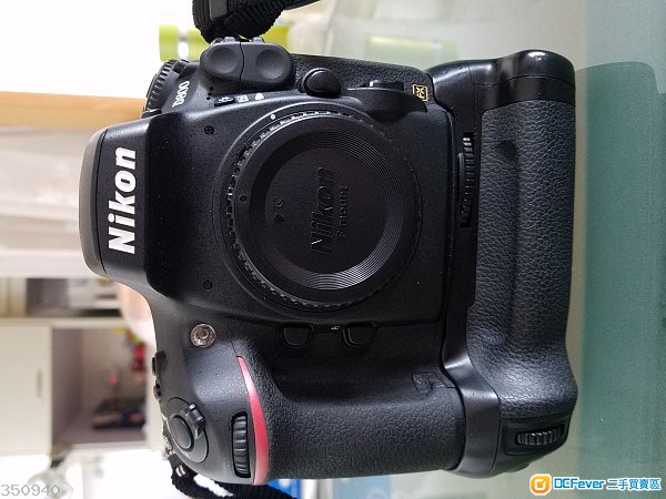Nikon D800 連 副廠直倒