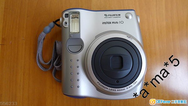Fujifilm instax mini 10 即影即有,背光時更可強制閃燈燈光