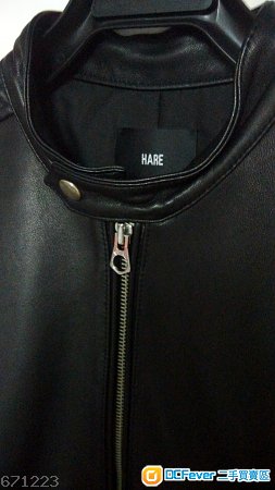 ***「款式簡潔 」***全新HARE皮褸( L Size )