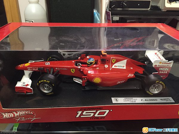 99% 新F1 1:18模型車