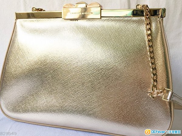 【極新、平售】Charles & Keith 金色手袋