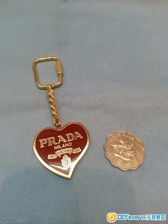 新淨 PRADA 鎖匙扣,只售HK$100(不議價)