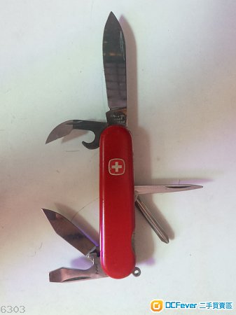 wenger multi tool camping knife 瑞士軍刀 6 用途露營用刀 電腦螺絲起子