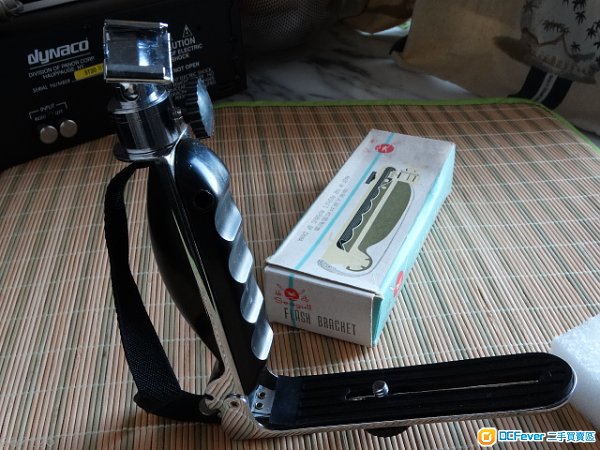 海鷗相機閃燈手柄(全新懷舊實用) $120
