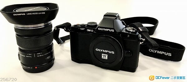 99% New 香港行貨 Olympus OM-D EM5 (Black) kit set (12-50mm) 無保養 無盒 有相機袋