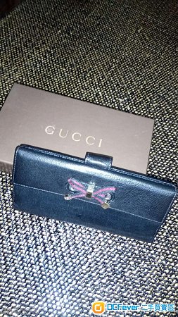 Gucci black