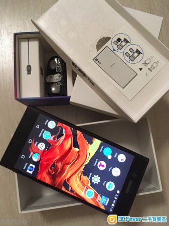 出售 Sony xperia XZ 全新 保养至 2018年 3月 1