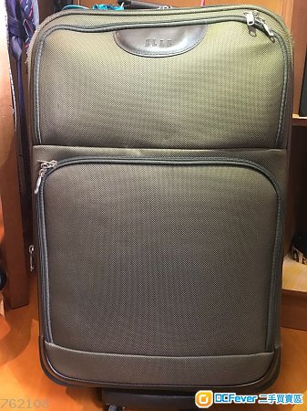出售 Elle 军绿色旅行喼 行李箱28吋 (6个车辘) 