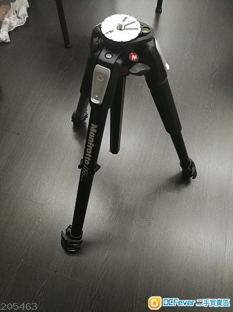 Manfrotto tripod 055 95%new