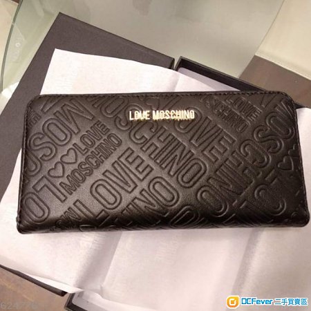 全新有盒LOVE MOSCHINO銀包,有黑色各一個快閃蝕走