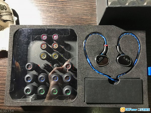 UE900s 行货 入耳式耳机