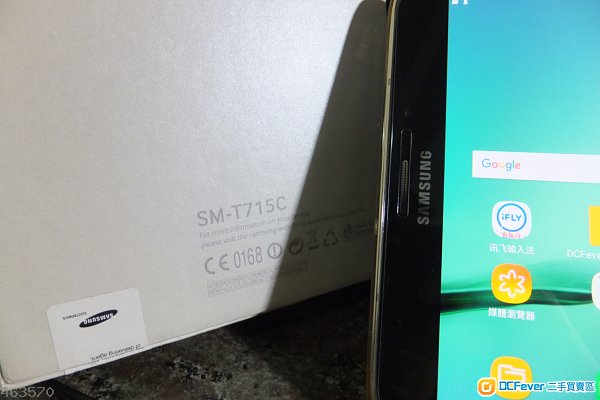 放90%新無花SAMSUNG TAD S2 715C 4G Lte可插sim卡打電話8"pad 全套=$1200