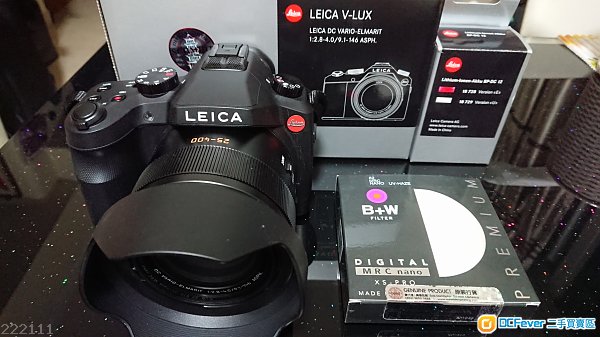 九成新Leica超級天涯機(V-lux 114)+B+W filter+額外原廠電!