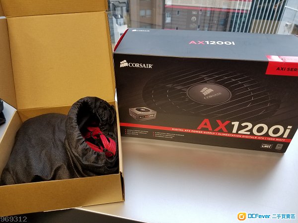 Corsair AX1200i + Corsair Individually Sleeved Red Cable Kit